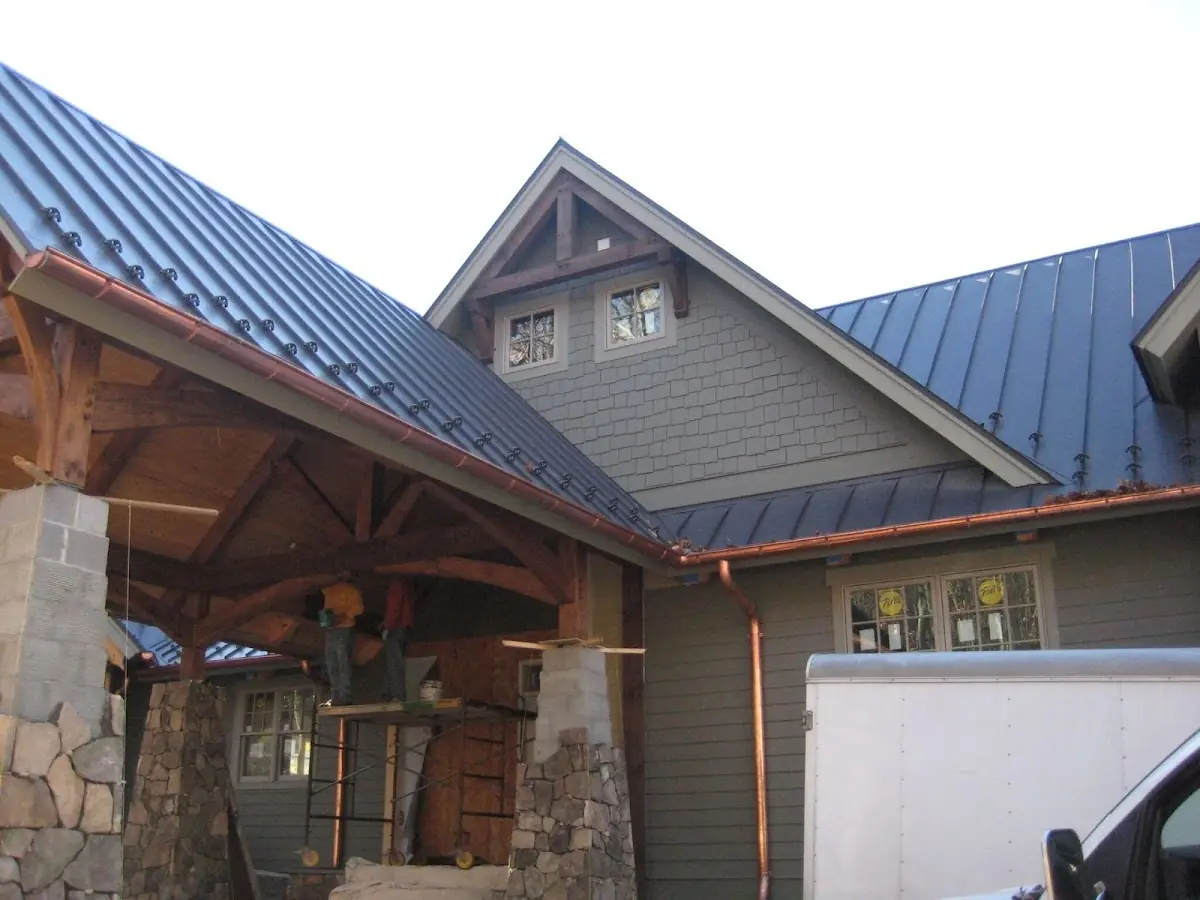 Craftsman Roofing team delivering quality roofing work in Fernbank